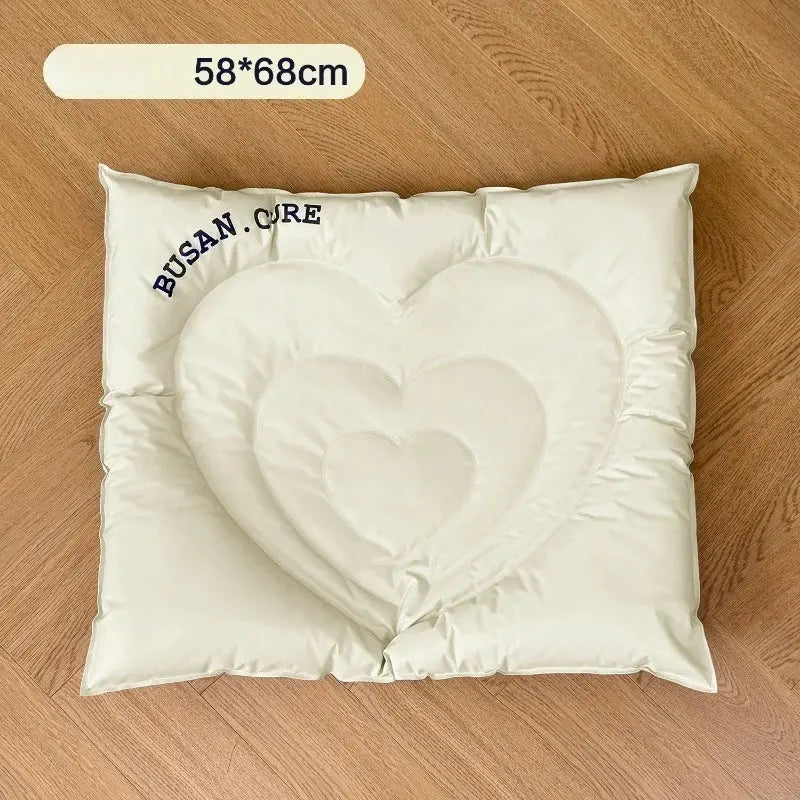 BloomHeart™ Cooling Pet Mat – Heart-Shaped Summer Bed for Cats & Small Dogs Pet Bloom Studio